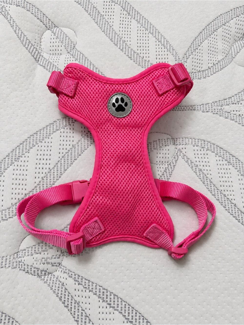 Vibrant Life pink mesh dog harness size medium